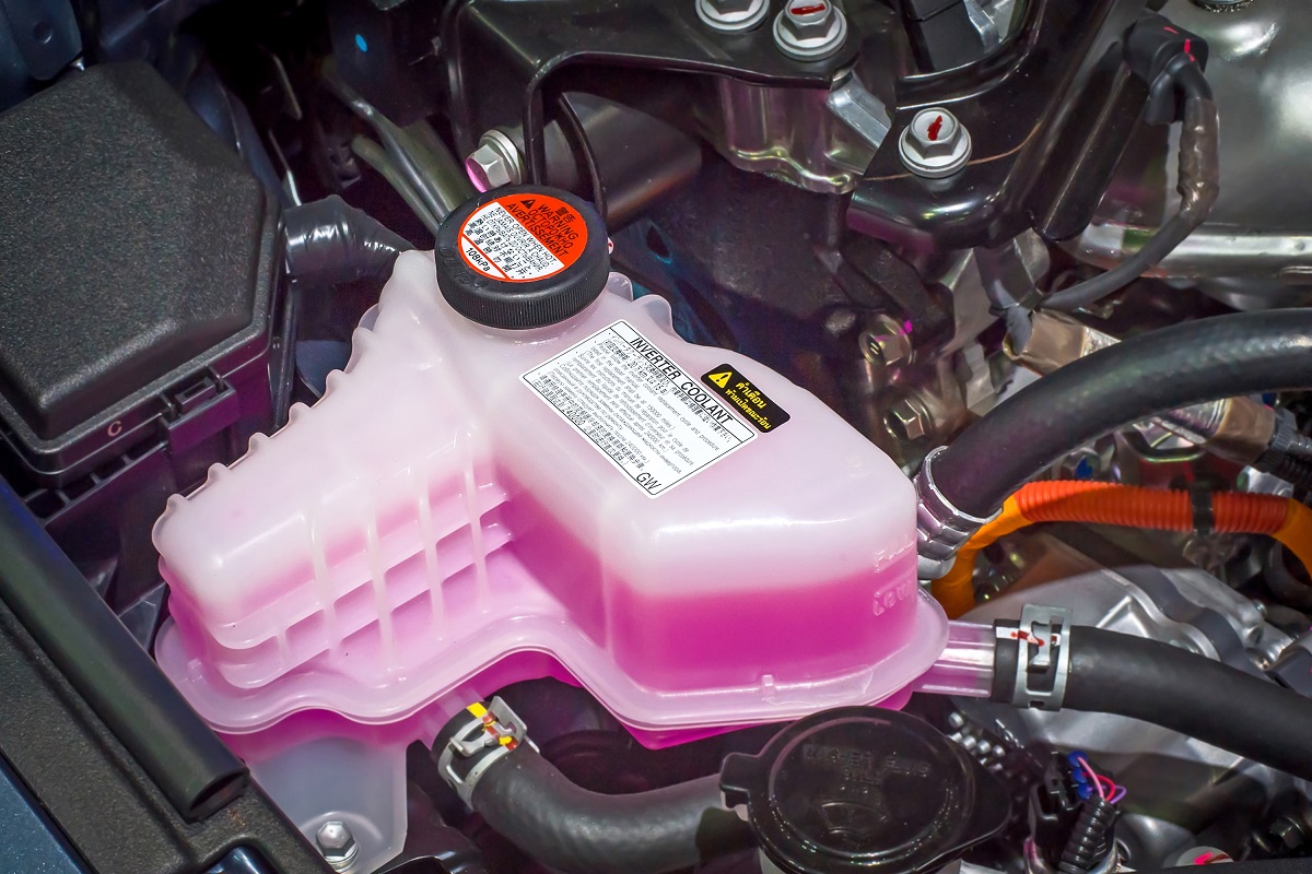 Can You Drive A Car with A Coolant Leak?